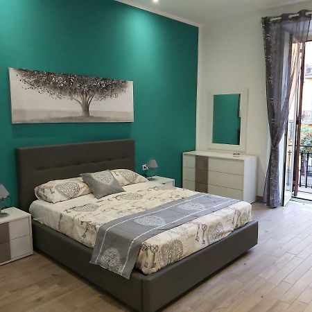 Dormire A Napoli Centro Holiday House Casa Vacanza ภายนอก รูปภาพ