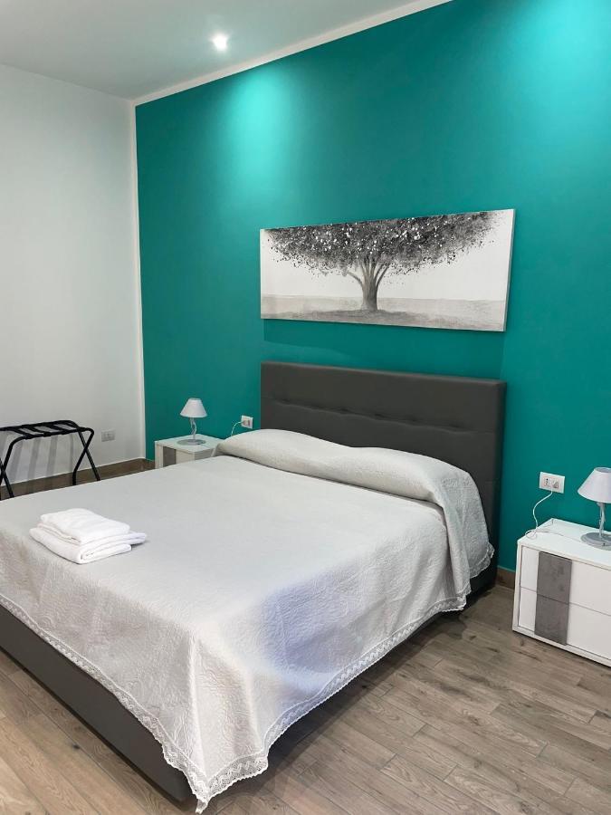 Dormire A Napoli Centro Holiday House Casa Vacanza ภายนอก รูปภาพ