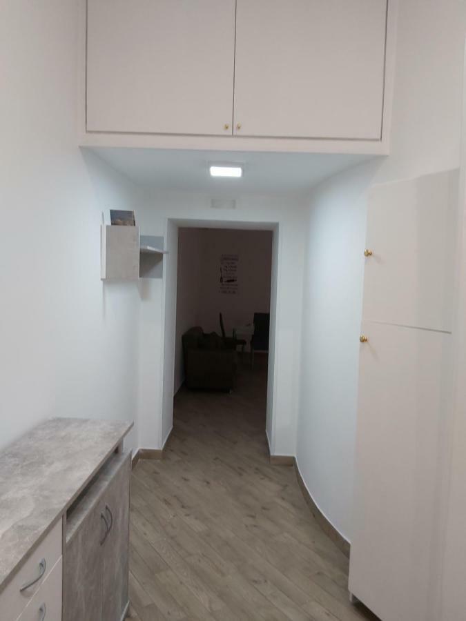 Dormire A Napoli Centro Holiday House Casa Vacanza ภายนอก รูปภาพ